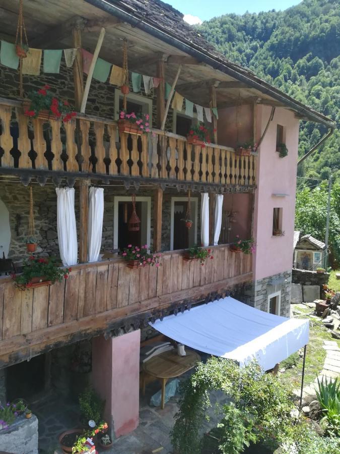 Shanty Calasca-Castiglione Exterior photo